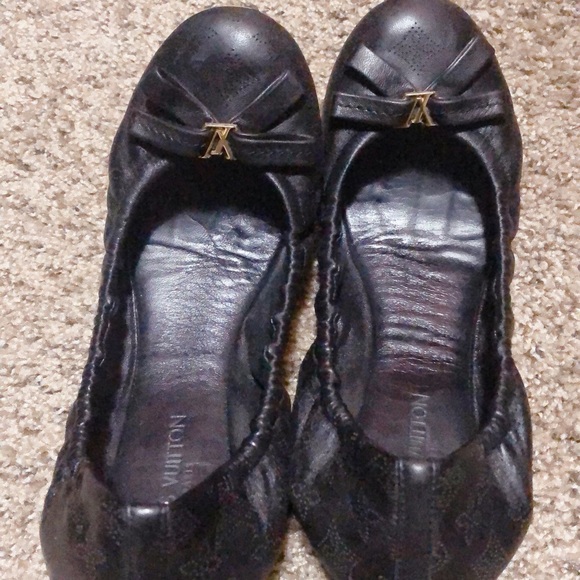 Authentic Louis Vuitton Black Elba Ballerina Flat - Picture 4 of 16
